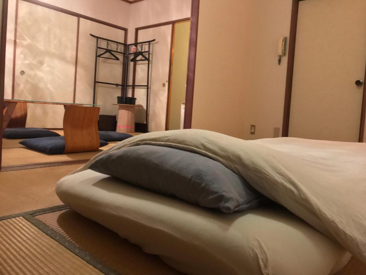 Готель Sayama Aesthetics School Osakasayama Екстер'єр фото